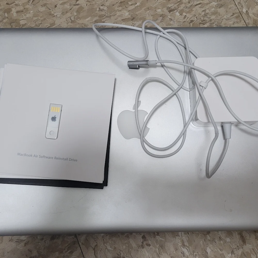 Apple sleek laptop